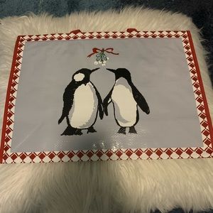 HOLIDAY MARKET TOTE! ‼️ FREE W/BLANKET purchase‼️